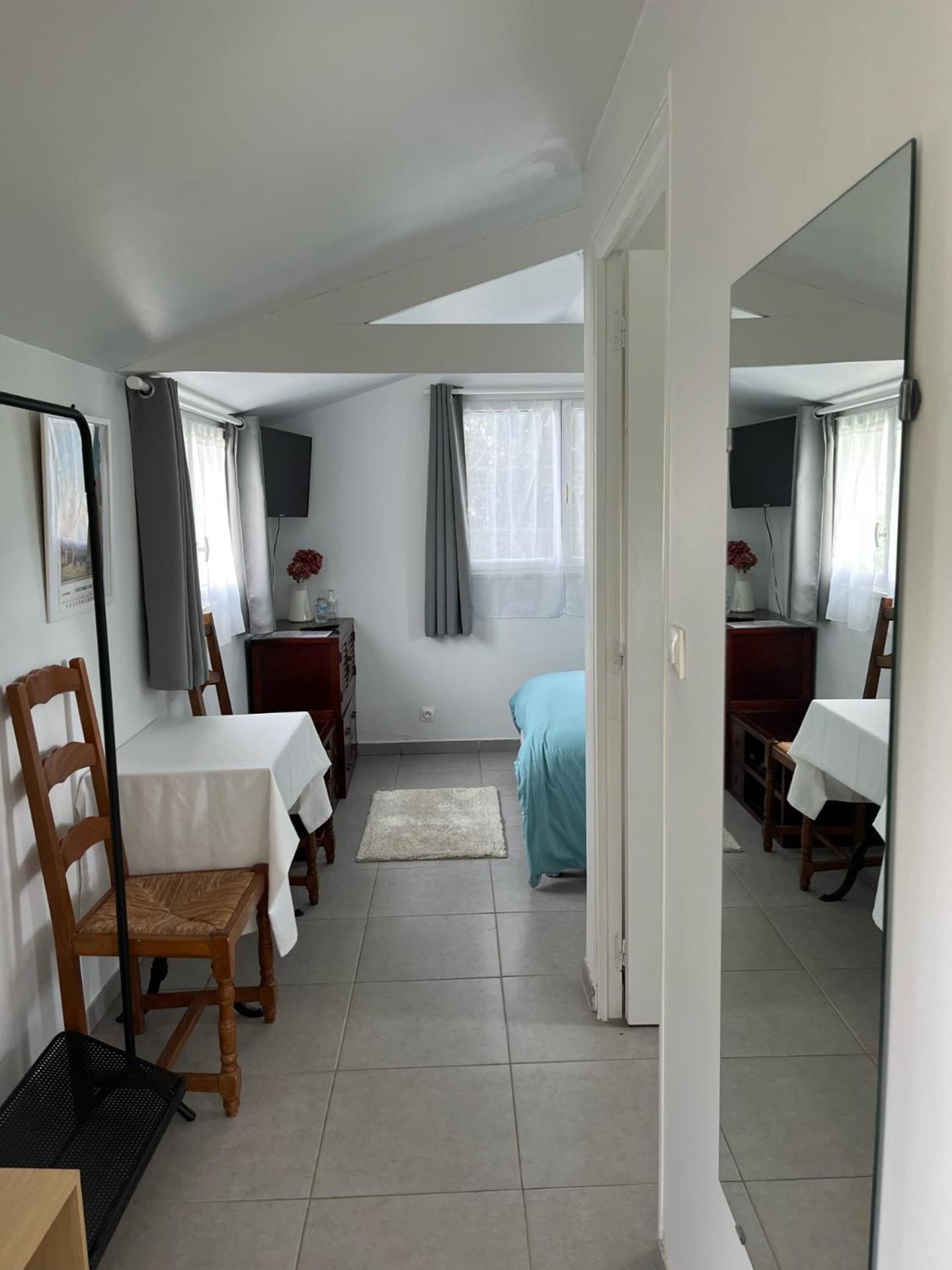 La Petite Campagne Bed and Breakfast Blaru Buitenkant foto